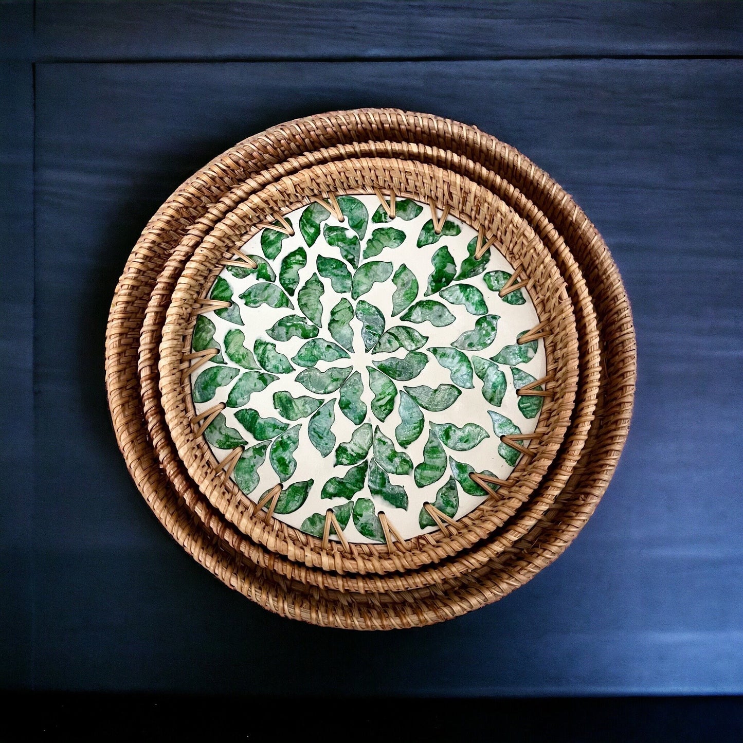 Round Capiz Shell Rattan Tray with Green Leaf Mosaic