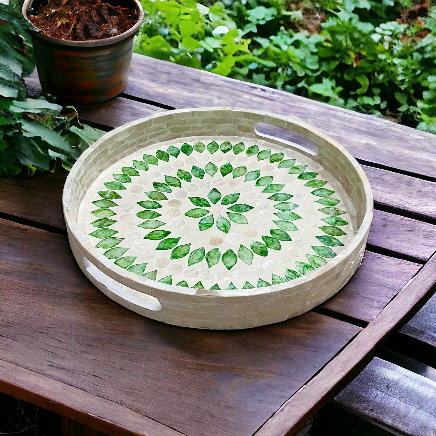 Round Green Leaf Mother of Pearl & Capiz Shell Inlay Tray