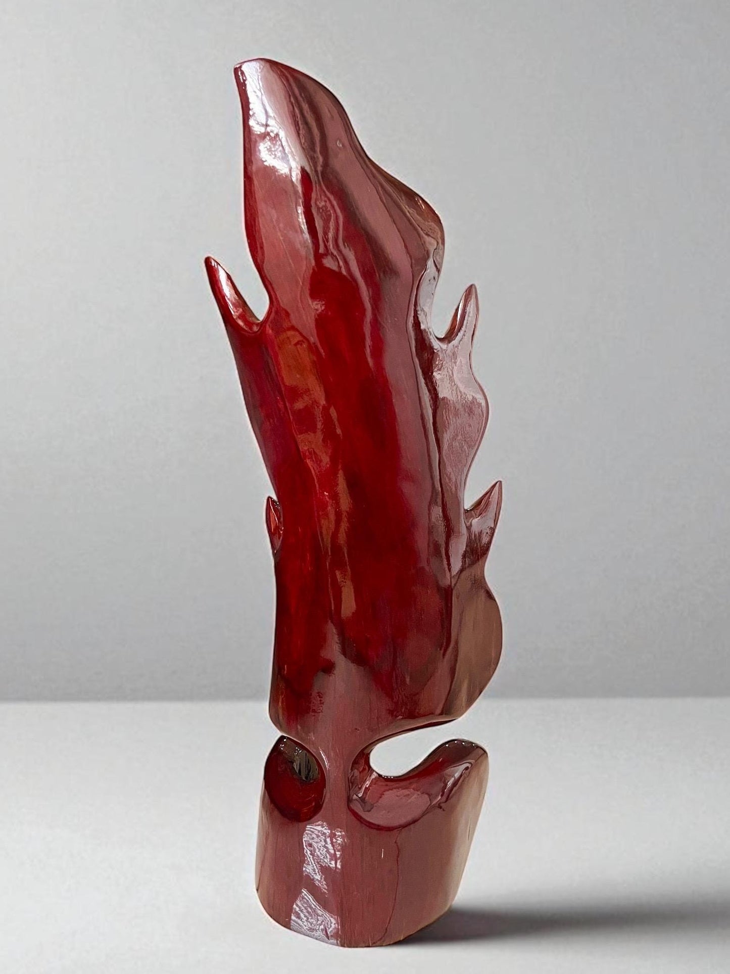 Hand-Carved Rosewood Oak Leaf Sculpture: Polished Wood Decor (22")