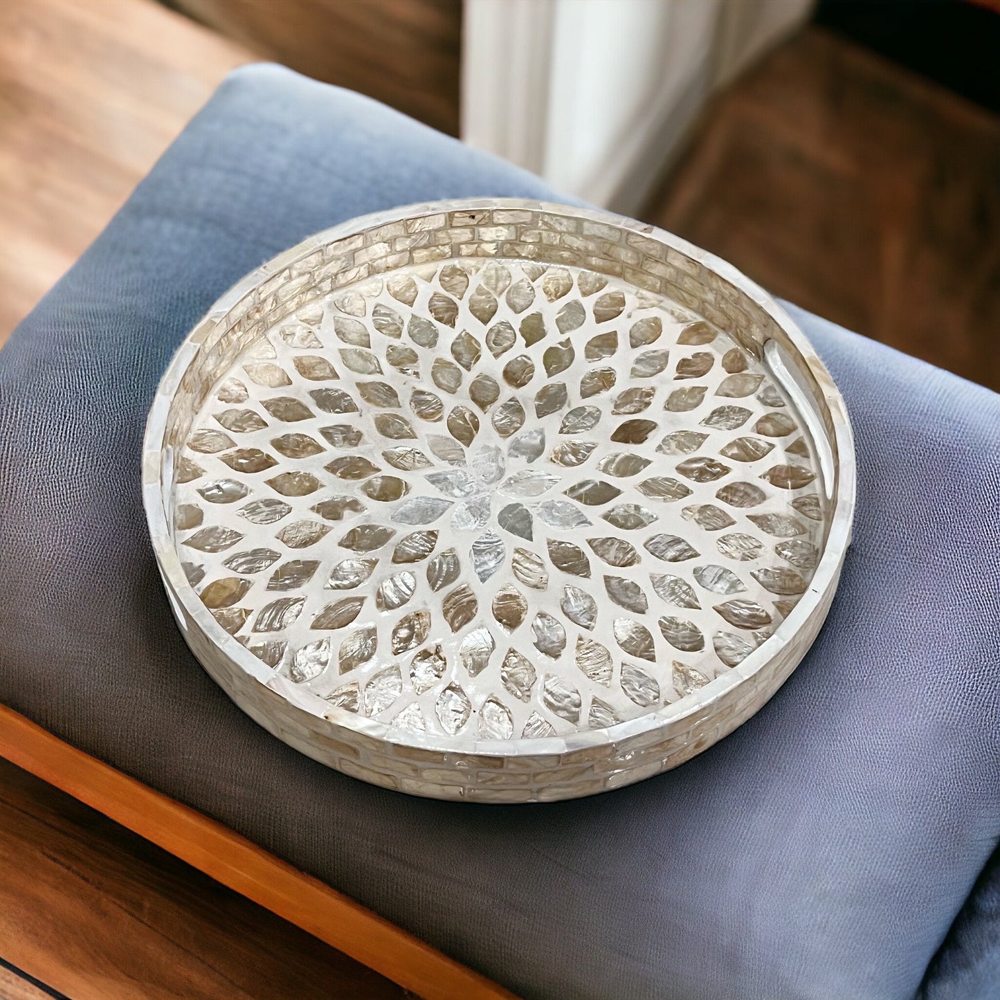 Ivory Capiz Shell Leaf Tray – Round Handmade Decorative Tray