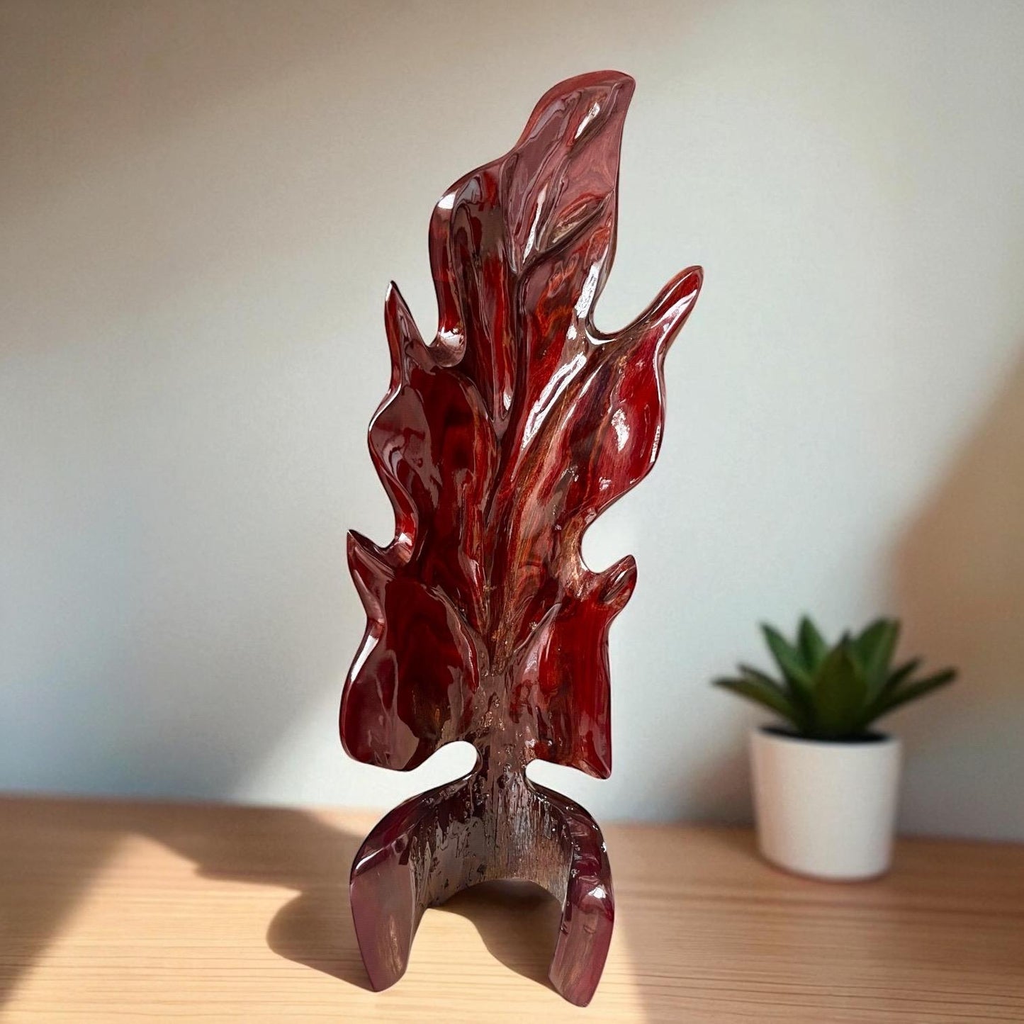 Hand-Carved Rosewood Oak Leaf Sculpture: Polished Wood Decor (22")