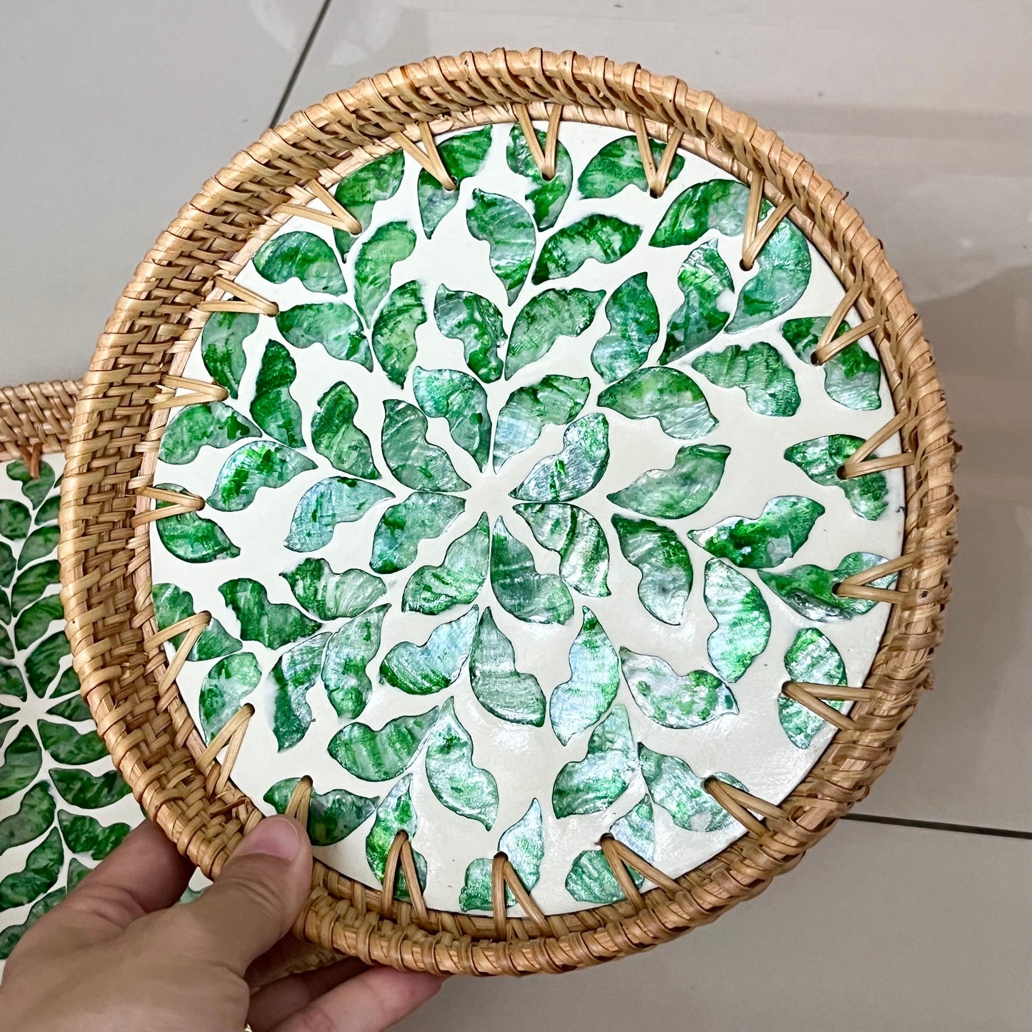 Round Capiz Shell Rattan Tray with Green Leaf Mosaic