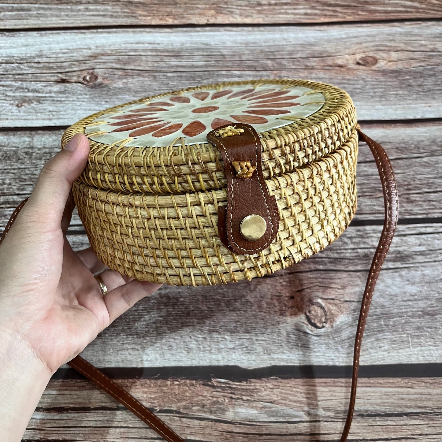 Summer Red Flower Round Rattan Crossbody Bag