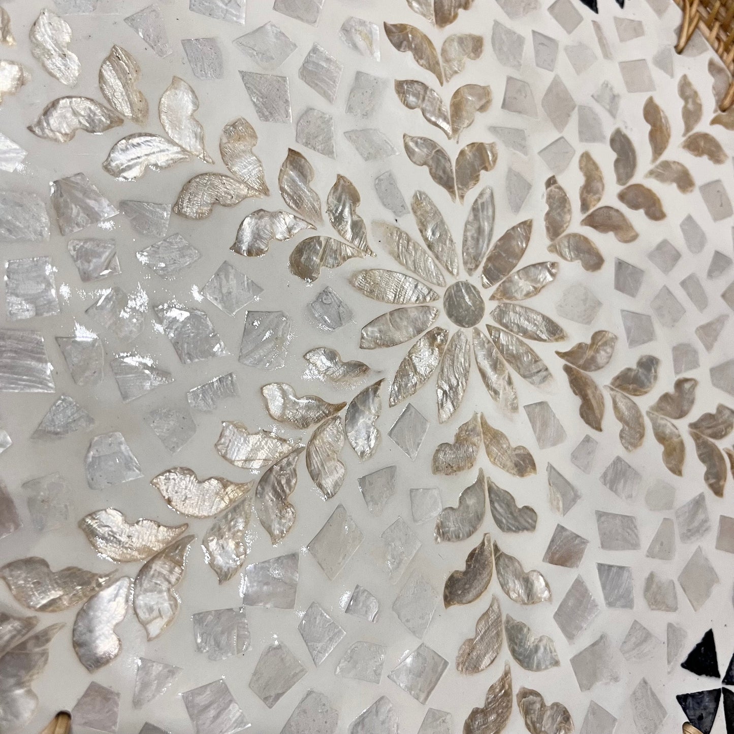 Black White Gold flower Hand-woven Capiz Shell Tray