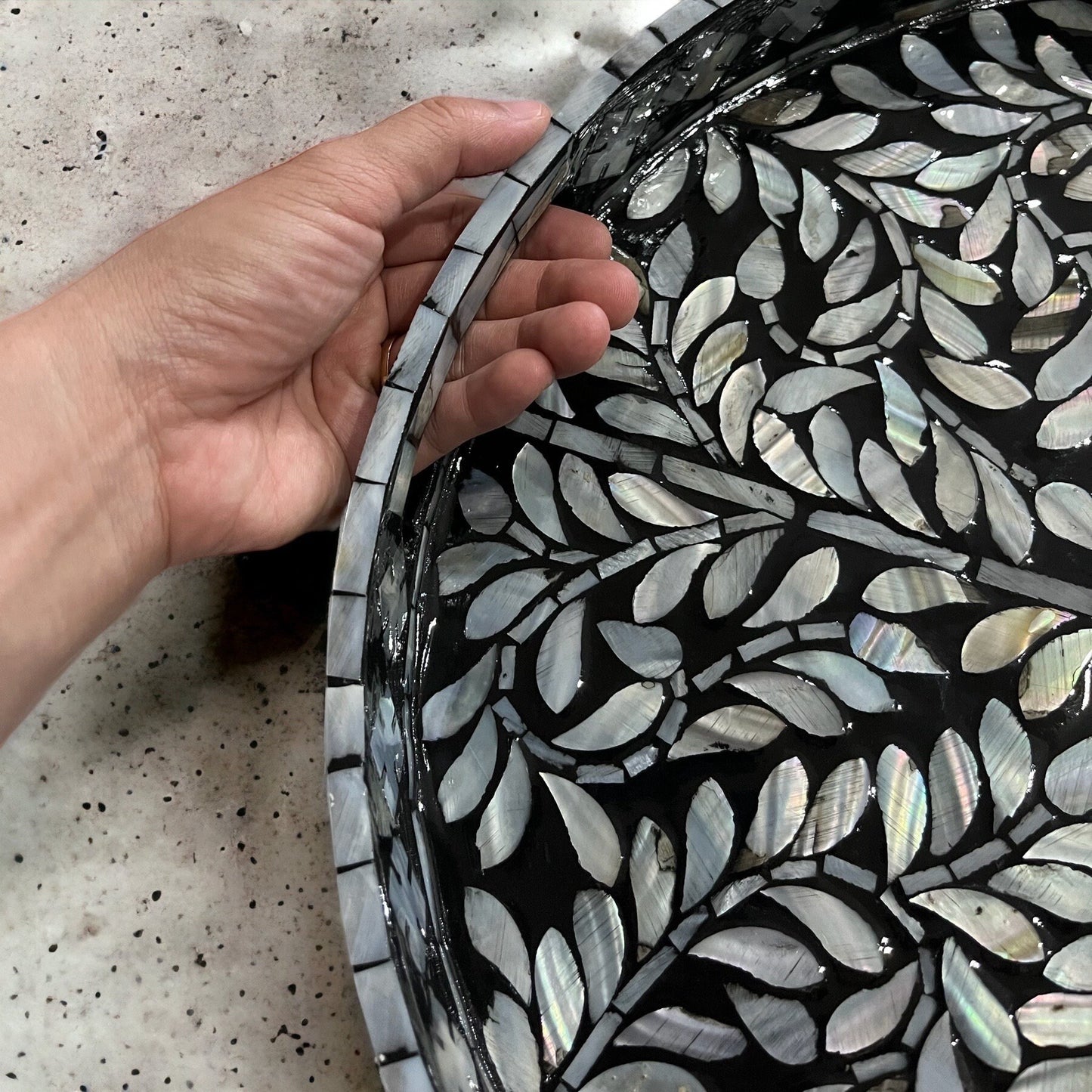 Black Mother of Pearl Leaf Inlay Tray – Handmade Round Decorative Serving Tray
